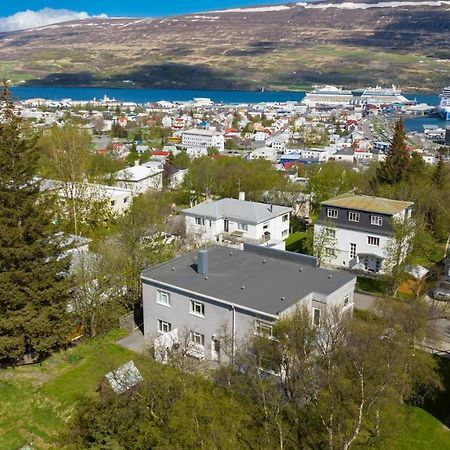 Guesthouse Akureyri - Apartments Near Down Town Exterior photo